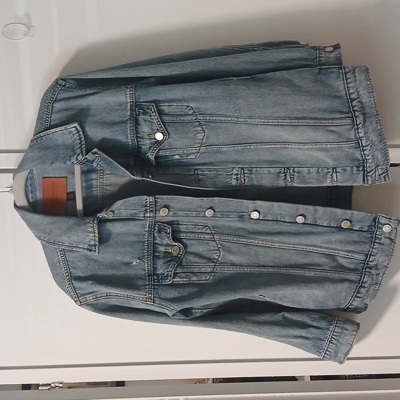 Lucky Brand Jackets & Blazers - Lucky Brand Denim Trucker Jacket Jean Long Length 7WP10480 Size S NWOT